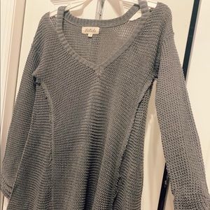 Grey Keyhole Shoulder Tunic Sweater